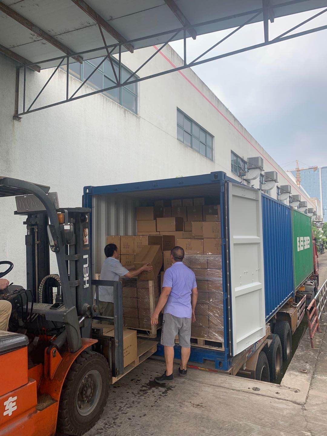 今日は荷積みの日です！
